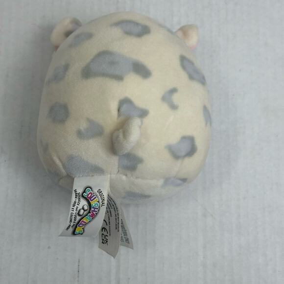 Squishmallows Rosie Spotted Pig Blue Bandana Easter Plush Toy Stuffed Animal - Picture 4 of 9